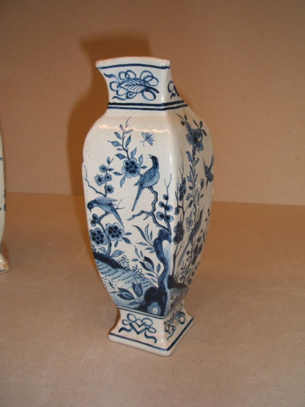 Vaas met chinoiserie decor